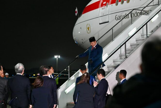 
Prabowo Tiba di Tokyo, Awali Kunjungan Resmi Perdana ke Jepang