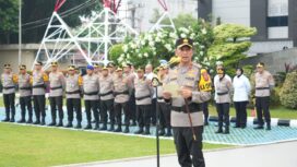 Kapolda Sumsel, Sandi Nugroho, saat memimpin apel pagi sekaligus halal bihalal di Mapolda Sumsel, Rabu (25/3/2026). Foto : Polda Sumsel