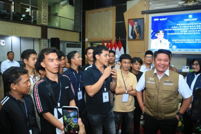 
Herman Deru Inisiasi Pemulangan WNI Asal Sumsel yang Terjebak di Kamboja