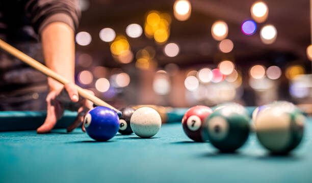 Ilustrasi meja biliar. Foto : Istock
