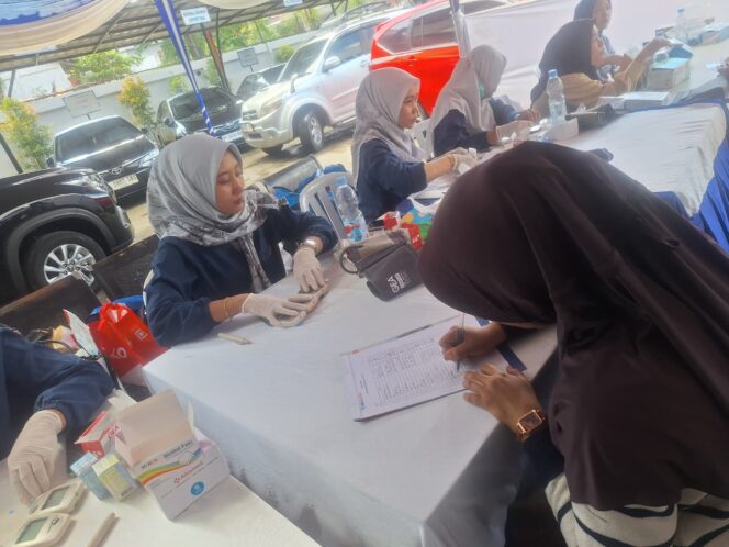 
BRIMedika saat melakukan kegiatan pemeriksaan kesehatan gratis. Foto : Istimewa