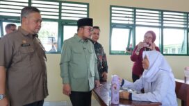 Wakil Wali Kota Palembang, Prima Salam mengunjungi SMP Kartika II-1 Palembang/ist. 