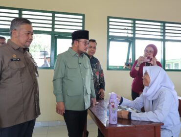 Wakil Wali Kota Palembang, Prima Salam mengunjungi SMP Kartika II-1 Palembang/ist. 