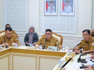 Sekretaris Daerah (Sekda) Kota Palembang, Aprizal Hasyim, didampingi Plt Asisten I dan Asisten III Setda, Selasa, 14 April 2026/ist.
