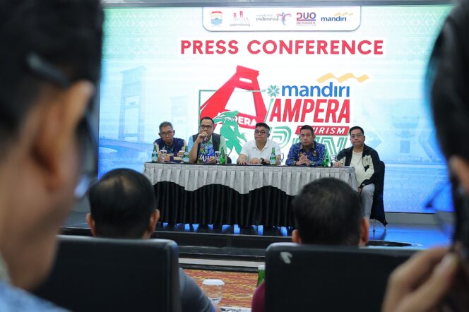 
Sekretaris Daerah Kota Palembang, Aprizal Hasyim saat membahas soal Ampera Tourism Run 2026/ist.
