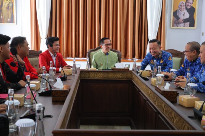 
Pemkot Palembang Dukung Kaderisasi Tingkat Dasar GMNI, Ratu Dewa Tekankan Idealisme dan Etika