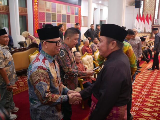 
Merajut Kenangan, Bupati OKU Hadiri Halal Bihalal Perantau Sumbagsel, Perkuat Kebersamaan Lintas Provinsi