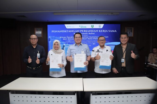 
Bank Sumsel Babel Permudah Akses Kredit bagi Guru Bersertifikasi