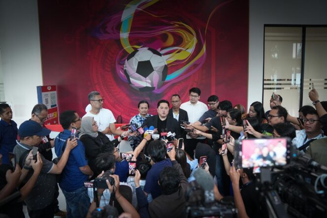 
Optimisme Menuju Piala Dunia 2030 Menguat dalam Water Break PSSI Pers