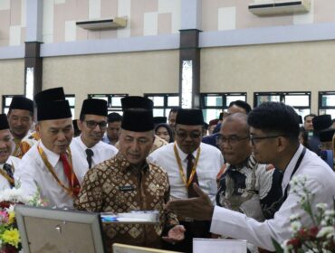 Asisten I Bidang Pemerintahan dan Kesra Setda Sumsel, Apriyadi, di sela-sela pelantikan Panitia Penyelenggara Ibadah Haji (PPIH) Embarkasi Palembang, Jumat (17/4/2026). Foto : Dok Kemenhaj Sumsel