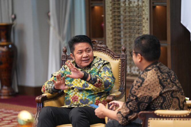 
Herman Deru Paparkan Strategi Tekan Kemiskinan dan Kemandirian Pangan Sumsel