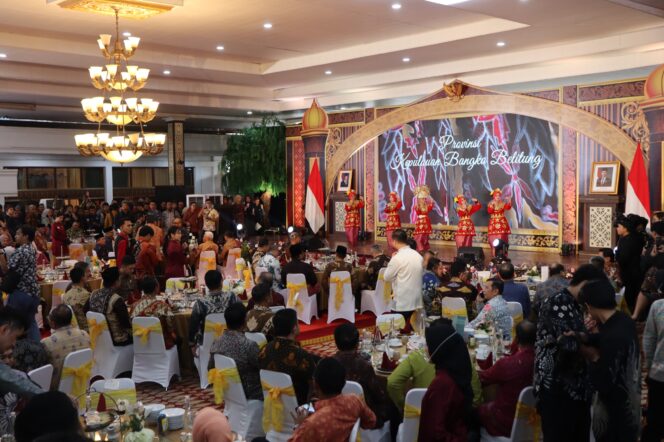 
Momen Halal Bihalal, Ratu Dewa Bakar Semangat Perantau Sumbagsel untuk Saling Bahu-membahu