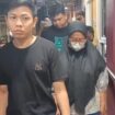 Pelaku penggelapan uang saat diserahkan para korbannya ke polisi Fioto : Dok. Istimewa