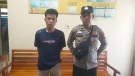 Pelaku pembunuhan di Pendopo saat menyerahkan diri. (Dok. Polres Empat Lawang)