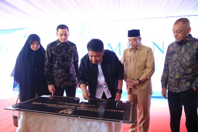 
Herman Deru Resmikan RS AR Bunda Assalam Lahat, Tekankan Pelayanan Ramah dan Berkualitas