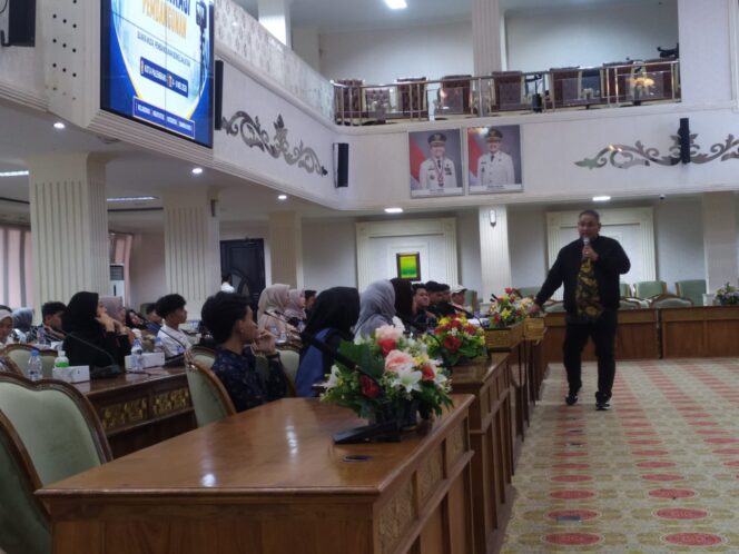 
Teguh Santosa: Ideologi Pembangunan Prabowo Dorong Indonesia Aktif di Panggung Global