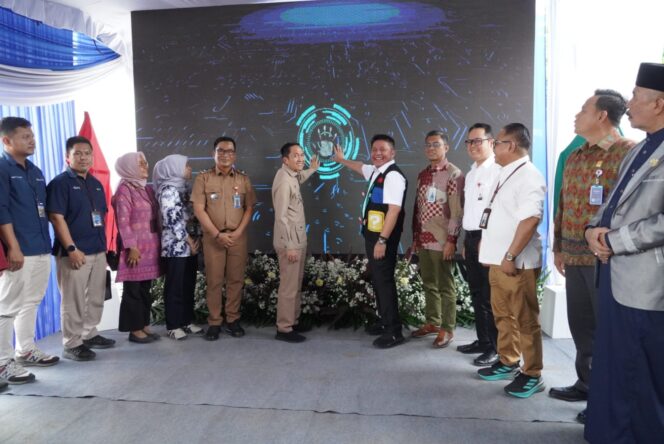 
Dukung Program Pemerintah, Bank Sumsel Babel Berikan Bantuan Perbaikan RTLH