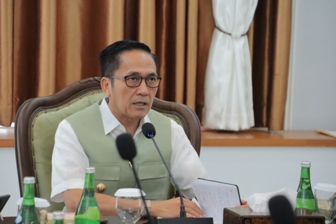 
Ratu Dewa Jajaki Kerja Sama dengan Kedutaan Belanda untuk Penanganan Banjir Palembang