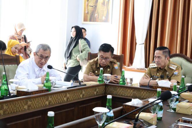 
Rapat pembahasan DED Penataan Wajah Kota di Rumah Dinas Wali Kota, Senin, 25 Mei 2026/ist. 