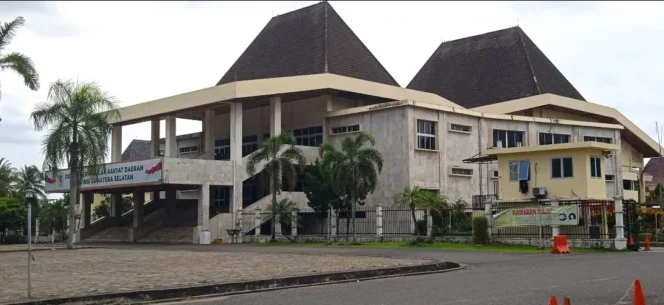 
Pansus DPRD Sentil Lemahnya Pengawasan, Potensi Perkebunan Sumsel Belum Maksimal Dongkrak PAD