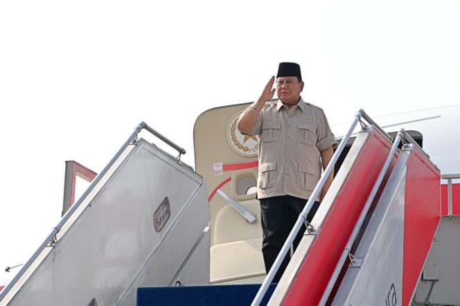
Prabowo Bertolak ke Filipina Hadiri KTT Ke-48 ASEAN