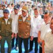 MenkoPolkam RI, Djamari Chaniago saat melihat stand APP di Apel Kesiapsiagaan Penanggulangan Bencana Kebakaran Hutan dan Lahan (Karhutla) Nasional Tahun 2026 di Griya Agung, Palembang. Foto : Istimewa