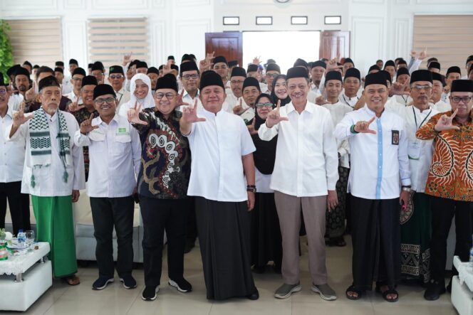 
Gubernur Herman Deru Ajak Kader NU Jadi Penggerak Solusi dan Penjaga Toleransi di Sumsel