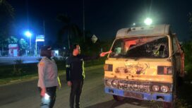 Polisi saat olah TKP di Jalan Noerdin Pandjie, Palembang. Foto : Dok Polsek Sukarami