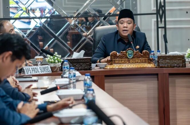 
Wabup PALI, Iwan Tuaji sebelum di OTT Kejati Sumsel. Foto : Pemkab PALI