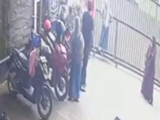 Rekaman CCTV salah satu Sekolah Dasar di Palembang saat kejadian kekerasan/ist. 