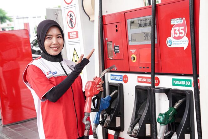 
Mulai Hari Ini, Pertamax dan Pertamax Green Naik Signifikan, Ini Daftar Harga Terbarunya