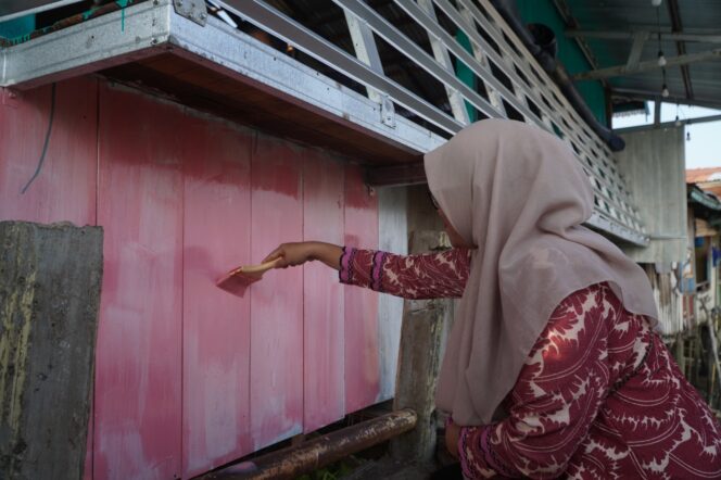 
Sambut HUT ke-1343, Pemkot Palembang Percantik Rumah Warga di Tepian Sungai Musi