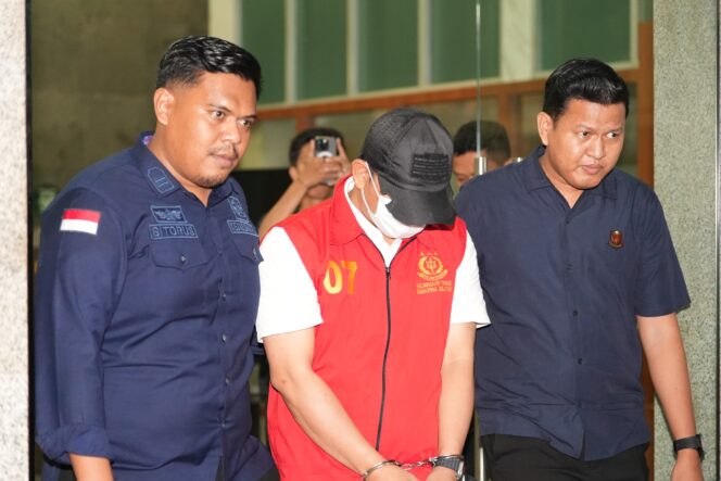 
Oknum ASN KSOP Palembang Jadi Tersangka Kasus Pungli Kapal yang Melintas di Perairan Sungai Musi