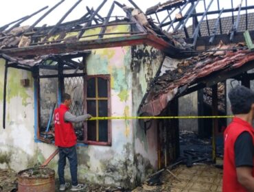 Kondisi rumah yang terbakar di Gandus Palembang. (Handout)