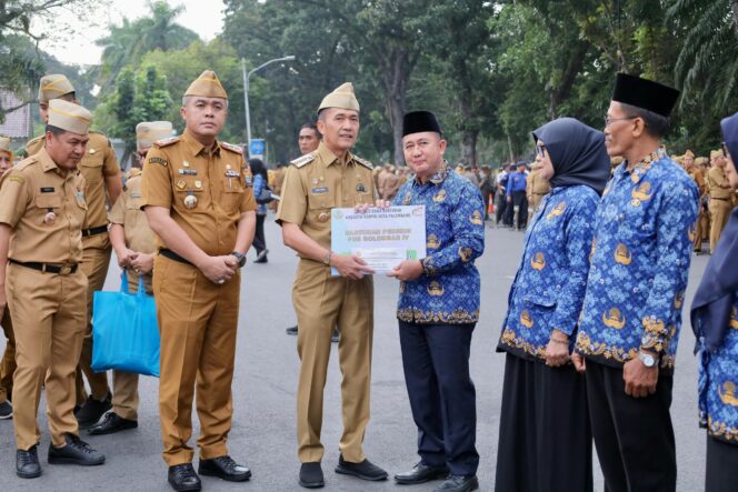 
Apresiasi Capaian IPM, Wali Kota Palembang Ingatkan OPD untuk Fokus Pelayanan Masyarakat