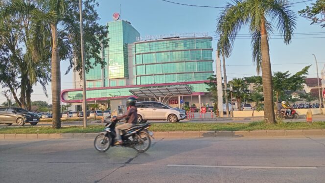 
Pembangunan RS Permata Palembang Terbukti Rusak Rumah Fathony, Pengadilan Putuskan Manajemen Wajib Ganti Rugi