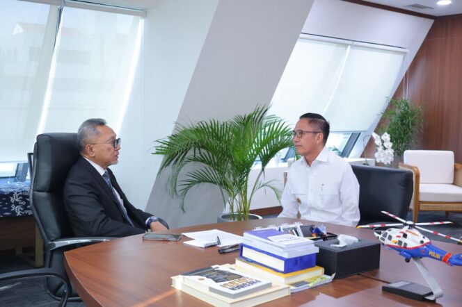 
Bertemu Zulhas, Ratu Dewa Komitmen Percepat penyelesaian Proyek Pembangkit Listrik Tenaga Sampah