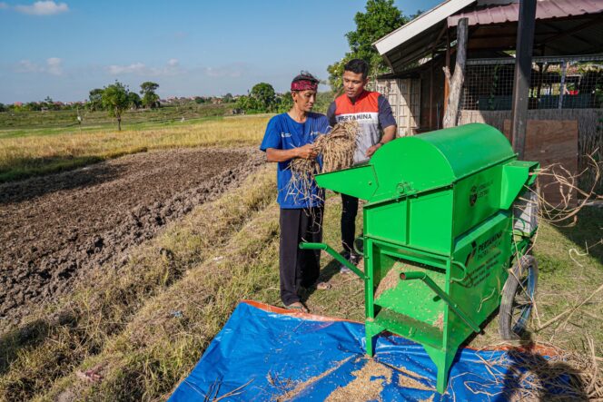 
Komisaris Pertamina Patra Niaga Perkuat Desa Energi Berdikari Bali melalui Bantuan Alsintan Listrik untuk Petani