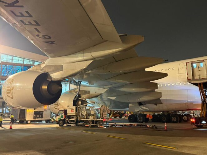 
Raksasa Emirates A380 Mendarat Perdana di Soetta, Pertamina Patra Niaga Tunjukkan Kesiapan Layanan Avtur Pesawat Berbadan Besar