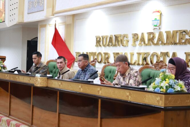 
Pemkot Palembang Jemput Bola Verifikasi Kependudukan untuk Perlindungan Sosial