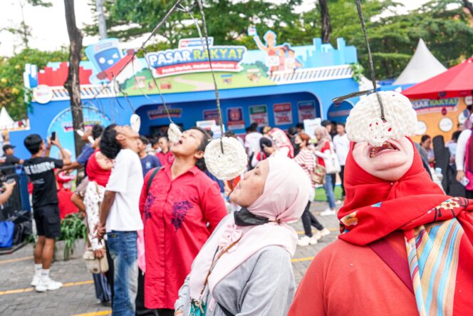 
Semarak Kemerdekaan Bersama MyPertamina Pasar Rakyat, HadirkanBeragam Aktivitas Seru Hingga Tebus Murah Sembako