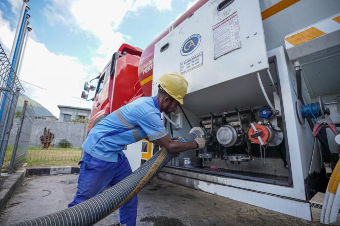 
Seluruh SPBU di Pulau Flores Terus Beroperasi Melayani Masyarakat, Pertamina Percepat Penyaluran Energi