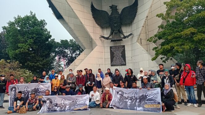 
Dari Monpera Palembang, Jurnalis Kirim Doa untuk 8 Orang yang Belum Kembali dari Krakatau
