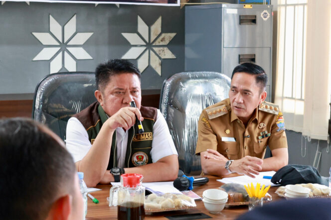 
Pemkot Palembang dan Pemprov Sumsel Perketat Penanganan Karhutla, Targetkan Respons Cepat 5 Menit