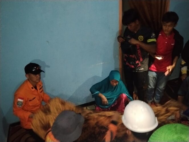 
Tim SAR Temukan Pelajar yang Tenggelam di Sungai Lematang