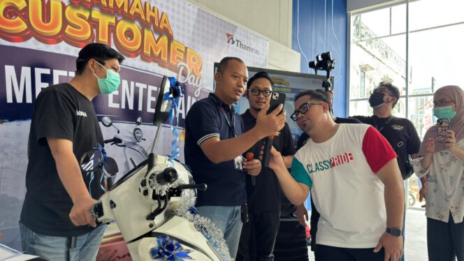 
Yamaha Thamrin Gelar Yamaha Customer Day di Sako, Hadirkan Donor Darah hingga Undian Motor Grand Filano