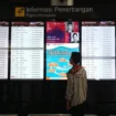 Info penerbangan di SMB II, Palembang. (Foto: Toriq Abdullah/Urban Id)