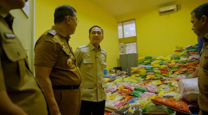 
Bentuk Kepedulian saat Karhutla: 22 Ton Beras Hasil Urunan ASN Palembang Mulai Disalurkan