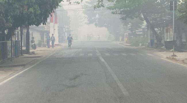 Kabut Asap yang menyelimuti Palembang, Kamis (22/10/2026). Foto : Urban Id