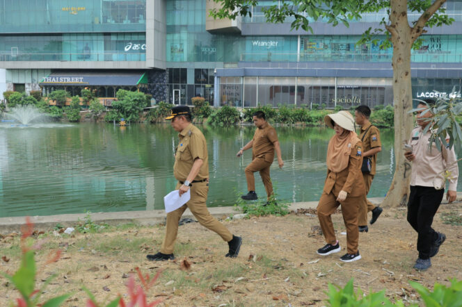 
					Antisipasi Musim Hujan, Pemkot Palembang Bedah Drainase Tersumbat